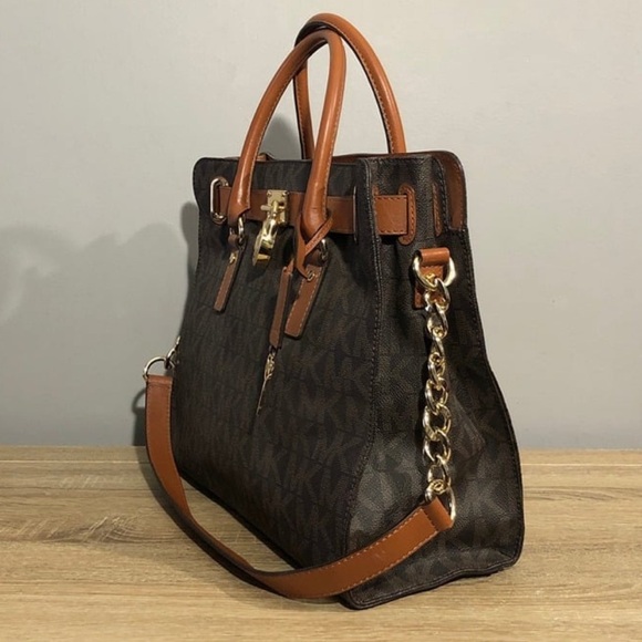 -Michael Kors Hamilton Logo Leather Shoulder Handbag - Picture 4 of 12